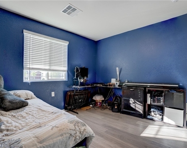 7890 Aurora Sky Street - Photo Thumbnail 24