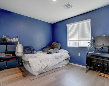 7890 Aurora Sky Street - Photo Thumbnail 18