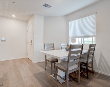 7890 Aurora Sky Street - Photo Thumbnail 9