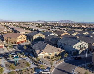 7890 Aurora Sky Street - Photo Thumbnail 39