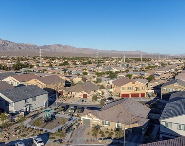 7890 Aurora Sky Street - Photo Thumbnail 34