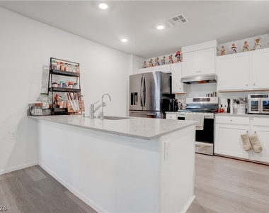 7890 Aurora Sky Street - Photo Thumbnail 2