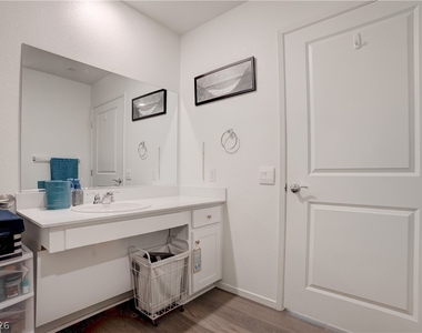 7890 Aurora Sky Street - Photo Thumbnail 21
