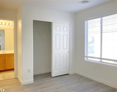 4990 Tioga Pass Avenue - Photo Thumbnail 21