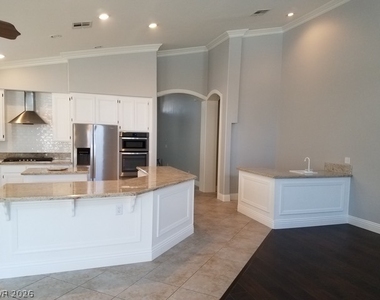 3767 Ruskin Street - Photo Thumbnail 4