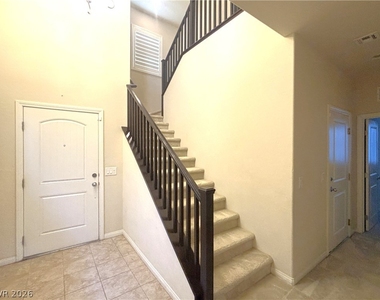121 Elm Reed Avenue - Photo Thumbnail 4