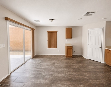 71 Jewel Mine Avenue - Photo Thumbnail 5