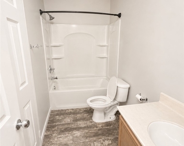 71 Jewel Mine Avenue - Photo Thumbnail 8