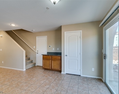 1155 Paradise Garden Drive - Photo Thumbnail 18