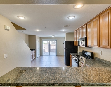 1155 Paradise Garden Drive - Photo Thumbnail 10