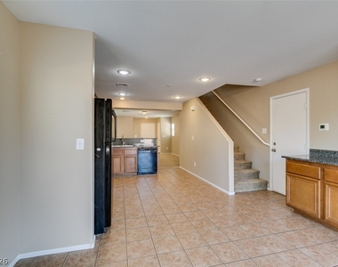 1155 Paradise Garden Drive - Photo Thumbnail 17