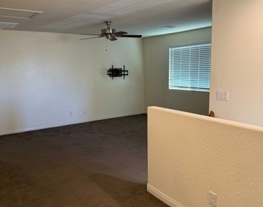 320 Point Loma Avenue - Photo Thumbnail 21