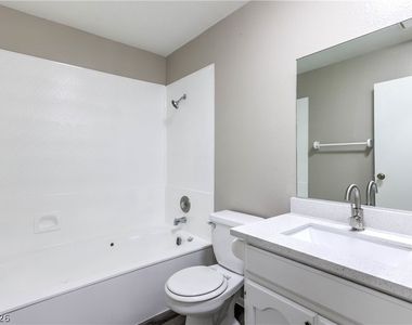 6647 W Tropicana Avenue - Photo Thumbnail 6