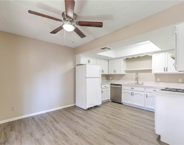 6647 W Tropicana Avenue - Photo Thumbnail 8