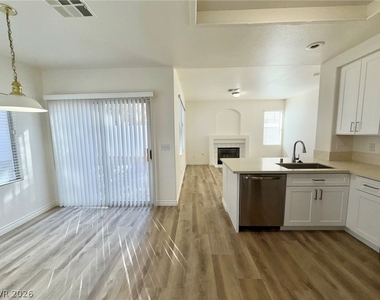 9729 Trail Rider Drive - Photo Thumbnail 4