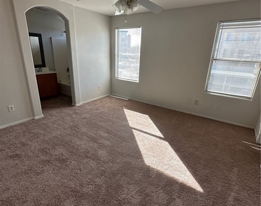 6247 Barton Manor Street - Photo Thumbnail 8