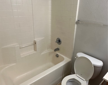 6247 Barton Manor Street - Photo Thumbnail 5