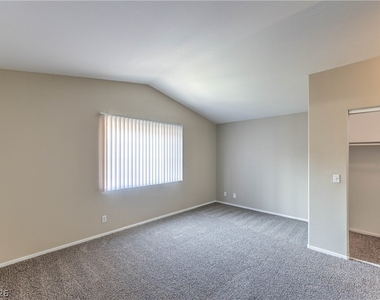 3637 Ian Thomas Street - Photo Thumbnail 9