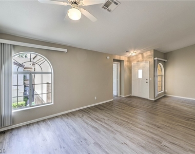 3637 Ian Thomas Street - Photo Thumbnail 4