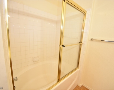 1050 E Cactus Avenue - Photo Thumbnail 13