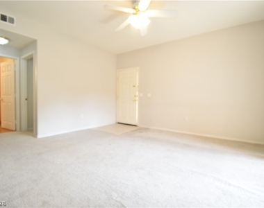1050 E Cactus Avenue - Photo Thumbnail 4