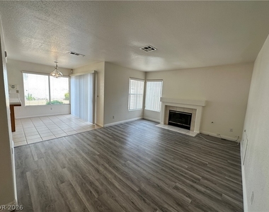 1805 Scenic Sunrise Drive - Photo Thumbnail 8