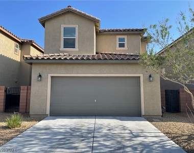 8620 Rowland Bluff Avenue - Photo Thumbnail 2