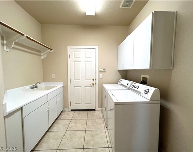 2237 Timber Rose Drive - Photo Thumbnail 39