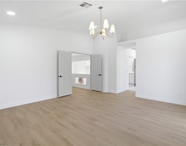 2137 Crestline Falls Place - Photo Thumbnail 22