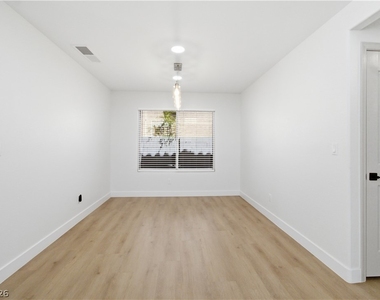 2137 Crestline Falls Place - Photo Thumbnail 23