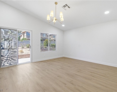 2137 Crestline Falls Place - Photo Thumbnail 20