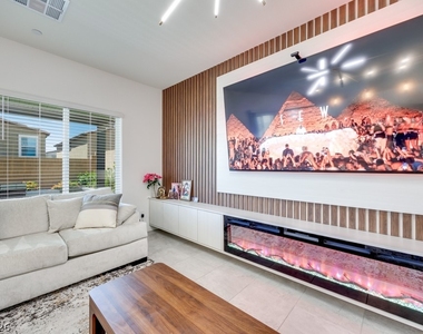 10963 Preston Trails Avenue - Photo Thumbnail 22