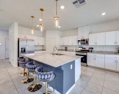 10963 Preston Trails Avenue - Photo Thumbnail 26