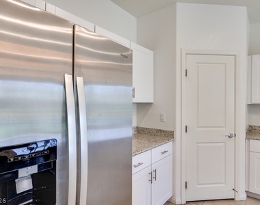 10963 Preston Trails Avenue - Photo Thumbnail 30