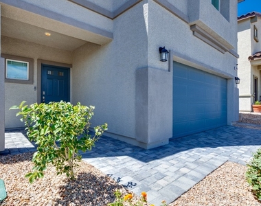 10963 Preston Trails Avenue - Photo Thumbnail 7