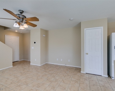 1170 Orange Meadow Street - Photo Thumbnail 6