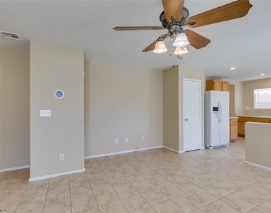 1170 Orange Meadow Street - Photo Thumbnail 7