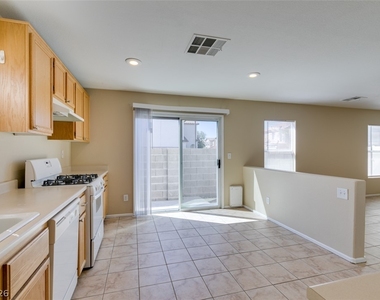 1170 Orange Meadow Street - Photo Thumbnail 12