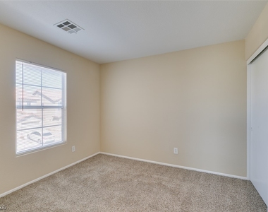 1170 Orange Meadow Street - Photo Thumbnail 16