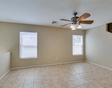 1170 Orange Meadow Street - Photo Thumbnail 4