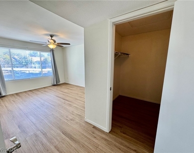 3060 Casey Drive - Photo Thumbnail 13