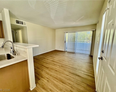 3060 Casey Drive - Photo Thumbnail 2