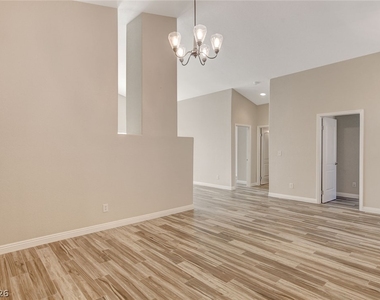 1331 Frost Flower Drive - Photo Thumbnail 4