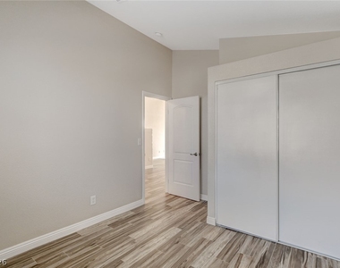 1331 Frost Flower Drive - Photo Thumbnail 31