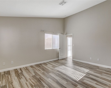 1331 Frost Flower Drive - Photo Thumbnail 17