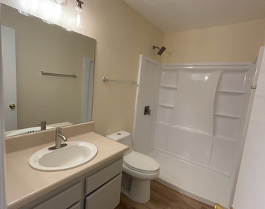 2753 Kline Circle - Photo Thumbnail 5