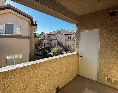 8501 W University Avenue - Photo Thumbnail 20