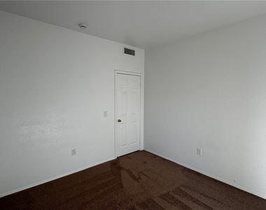 8501 W University Avenue - Photo Thumbnail 11