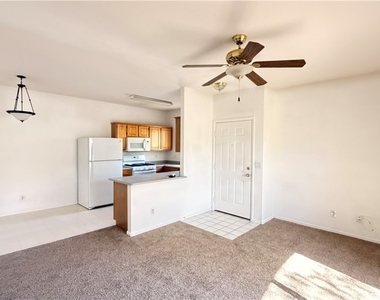 5655 E Sahara Avenue - Photo Thumbnail 7