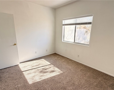 5655 E Sahara Avenue - Photo Thumbnail 22